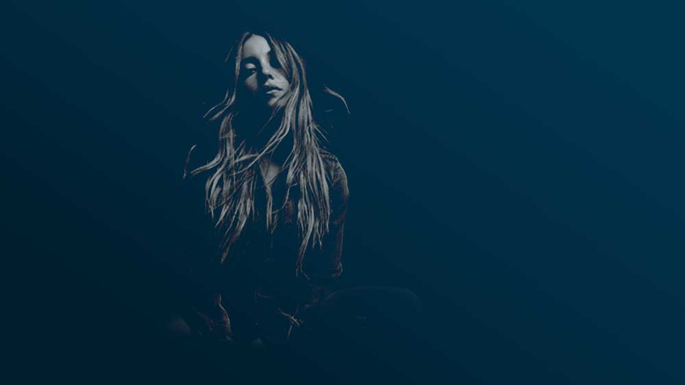 Sydney Sweeney x American Eagle: A Retro-Style Campaign that Dares to Be Simple
